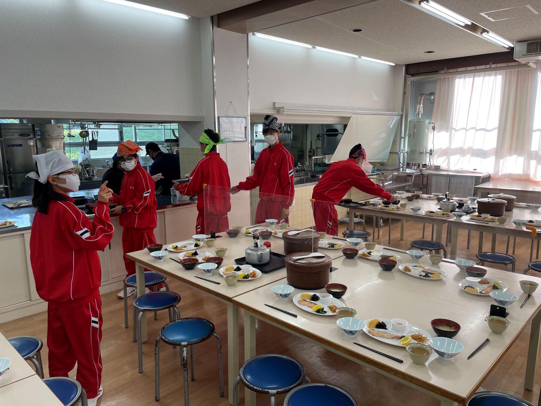 中学1年宿泊研修04.jpg